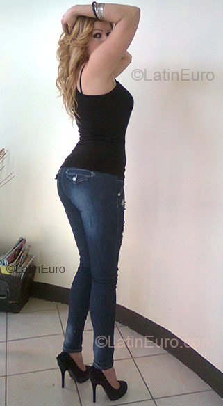 Date this cute Mexico girl Yuridia from Tijuana MX197