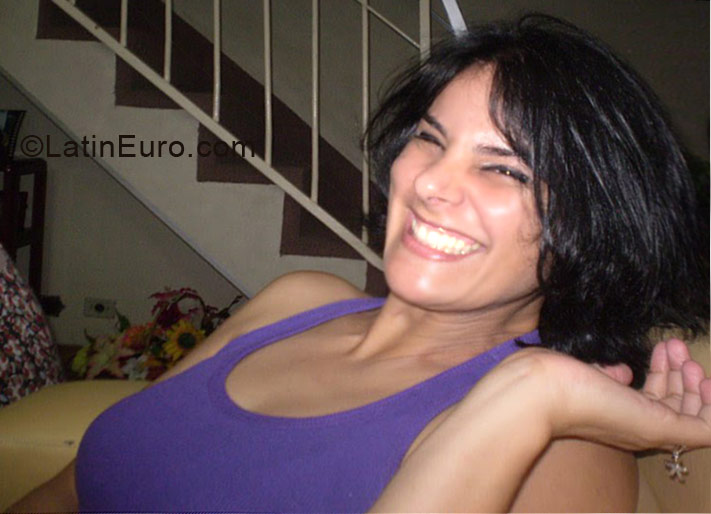 Date this funny Brazil girl Regiane from Rio De Janeiro BR3635