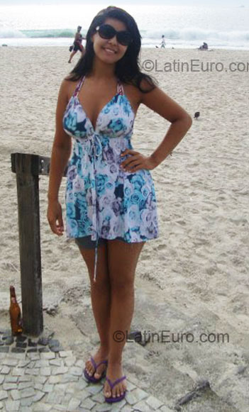 Date this lovely Brazil girl Meninaa from Goiania BR3742