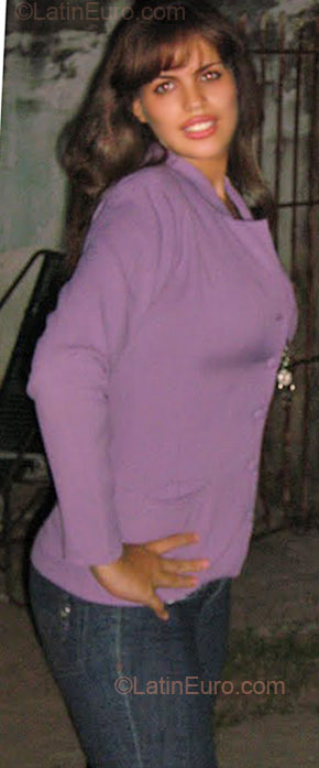 Date this sultry Brazil girl Andrea from Recife BR3798