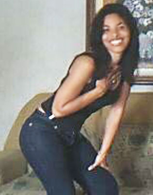 Date this hard body Brazil girl Gina from Rio de Janeiro BR3834