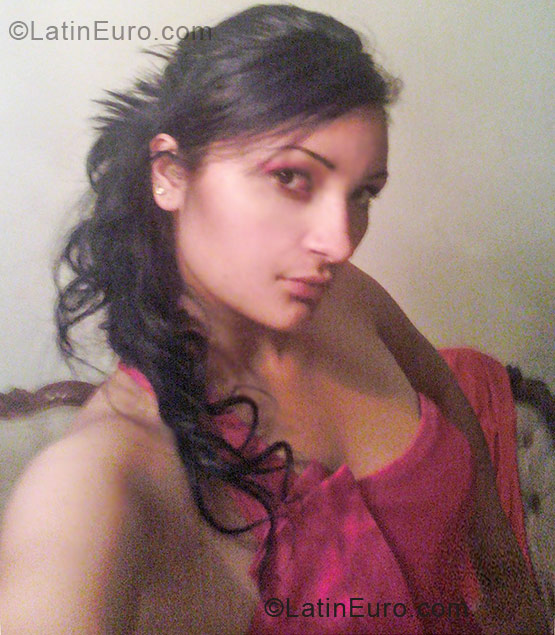 Date this fun Mexico girl Jeaneth from Guadalajara MX242