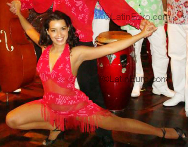 Date this gorgeous Brazil girl Maria from Rio De Janeiro BR4017