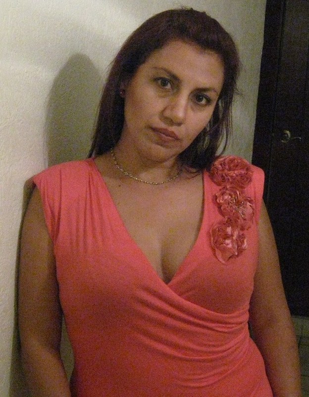 Date this tall Mexico girl Brenda from Guadalajara MX269