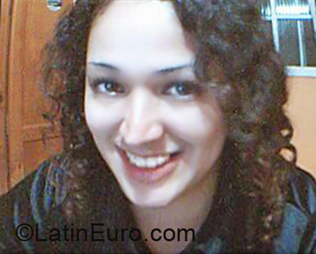 Date this passionate Brazil girl Ana from Brasilia BR4413