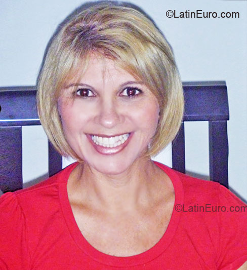 Date this sultry Brazil girl Gleyze from Joao Pessao BR4421