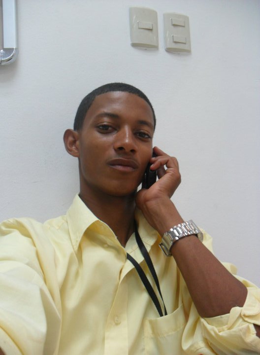 Date this georgeous Dominican Republic man Leandro from Santo Domingo DO6385