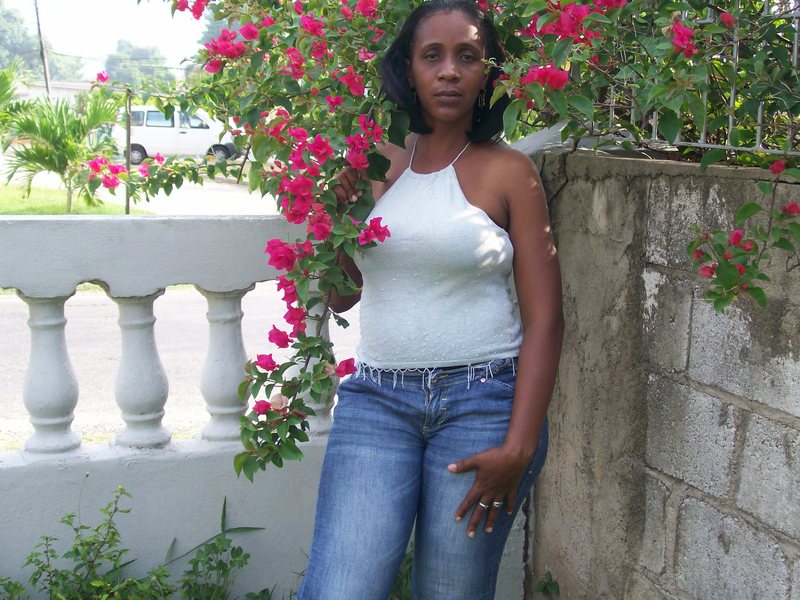 Date this sensual Jamaica girl Venise from Spanish Town JM185