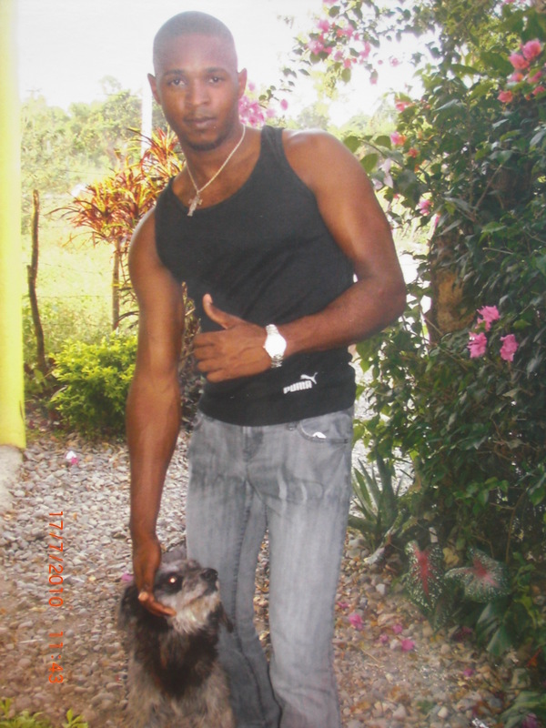 Date this hard body Dominican Republic man Jauncarlos from La Vega DO6670