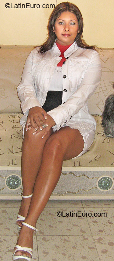 Date this stunning Mexico girl Sandy from Celaya MX294