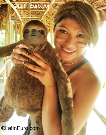 Date this cute Peru girl Yohanna from Lima PE436