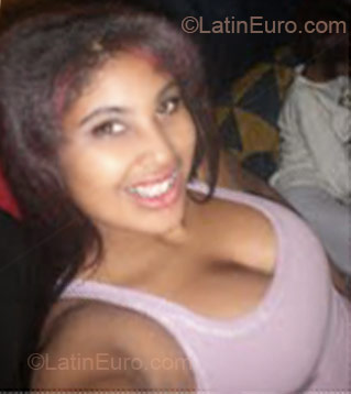 Date this pretty Brazil girl Carlinha from Catu BR6242