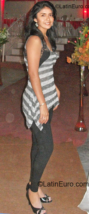 Date this tall Peru girl Gabriela from Pucallpa PE448