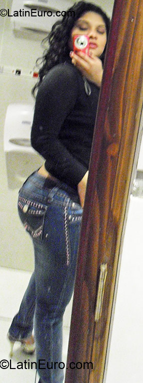 Date this funny Peru girl Marilin from Lima PE450