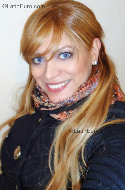 Date this cute Brazil girl Camila from Belo Horizonte BR4836