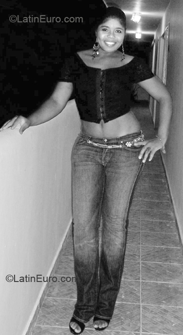 Date this exotic Dominican Republic girl Nelfa from Punta Cana DO6999