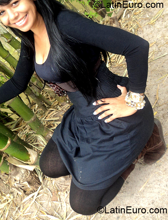 Date this charming Brazil girl Maysa from Monte Aprazivel BR4879