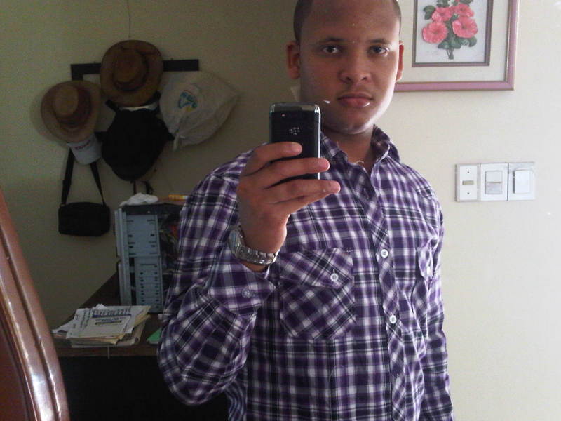 Date this hard body Dominican Republic man Leafar from La Romana DO7091