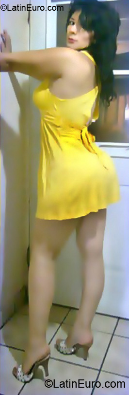 Date this sensual Mexico girl Enedina from Hermosillo MX1439