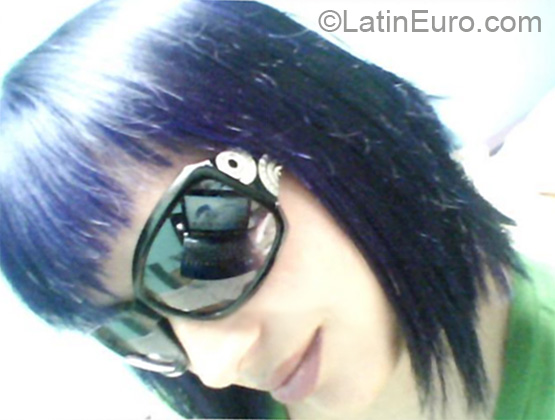 Date this funny Ecuador girl Eugi from Ambato EC93