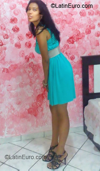 Date this georgeous Brazil girl Dayane from Sao Mateus BR5121