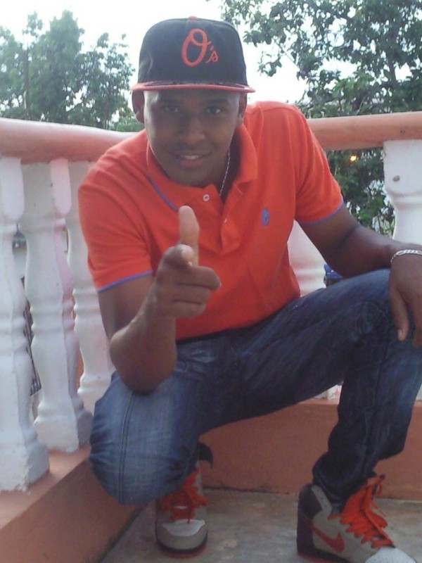 Date this funny Dominican Republic man Leonard from Santo Domingo DO7367