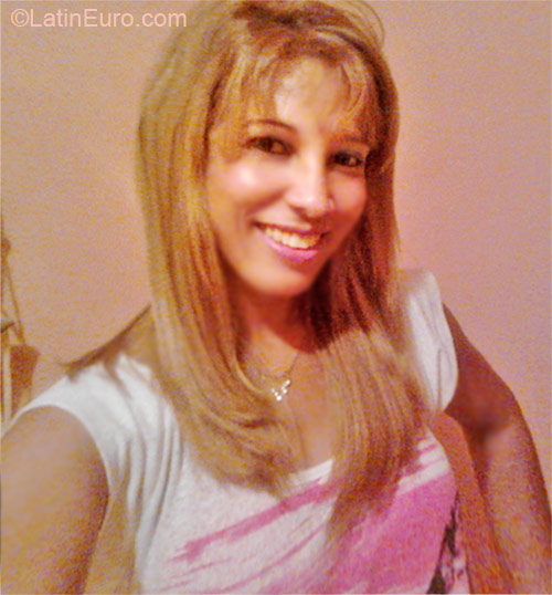 Date this gorgeous Brazil girl Graciane from Rio De Janeiro BR5206