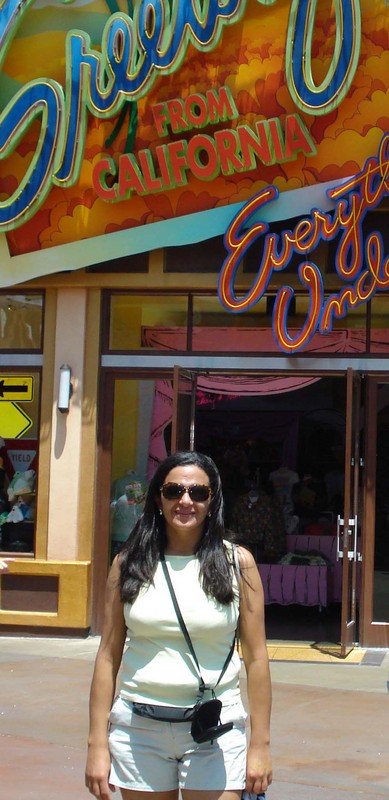 Date this funny Brazil girl Eliro from Sao Paulo BR5449