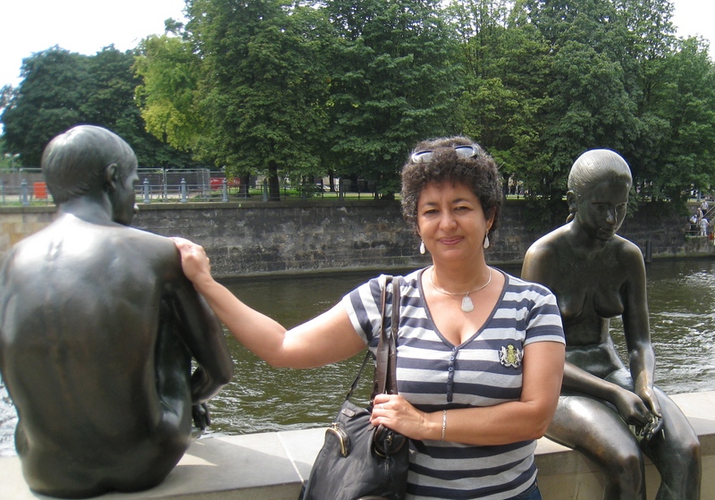 Date this charming Cuba girl Gisela from Havana CU16