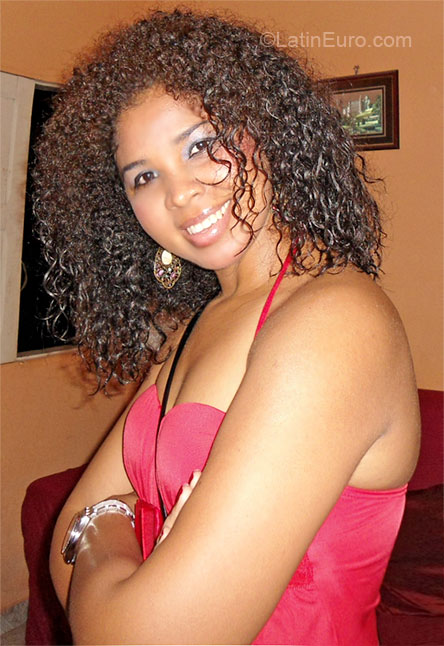 Date this charming Brazil girl Lucia from Macapa BR5637