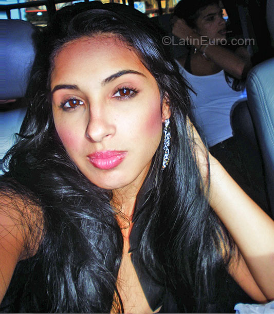 Date this cute Brazil girl Ana Caroline from Manaus BR11222
