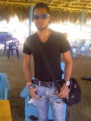 Date this beautiful Dominican Republic man Ariel from San Cristobal DO8259