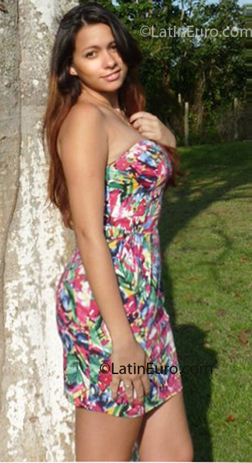 Date this hot Brazil girl Tabata from Recife BR5888