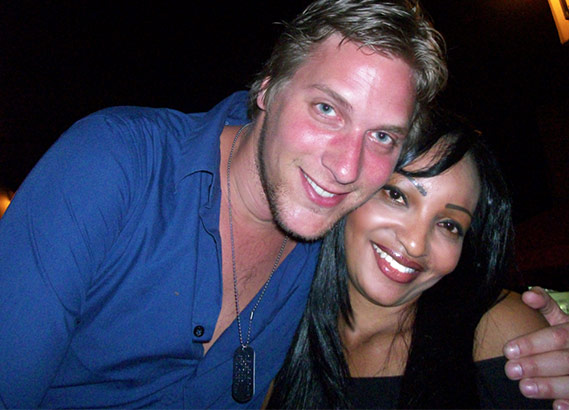 Date this charming Brazil girl Thanks LatinEuro !!!! from Thanks LatinEuro !!!! BR5909