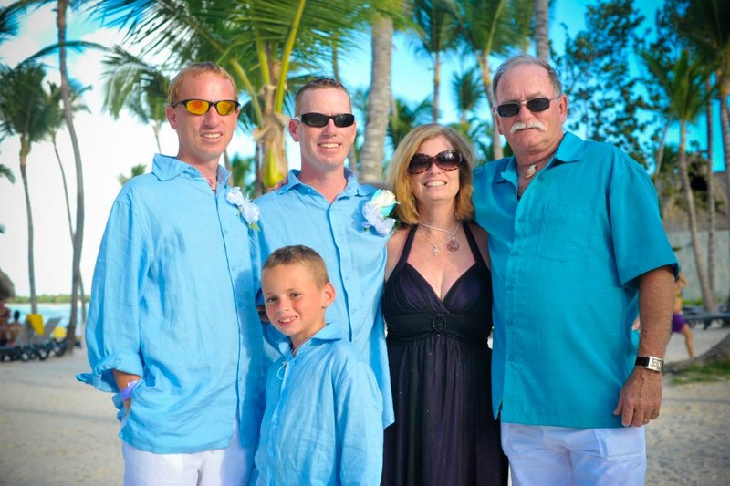 Date this nice looking Dominican Republic man Hhenrich from Punta Cana DO8674