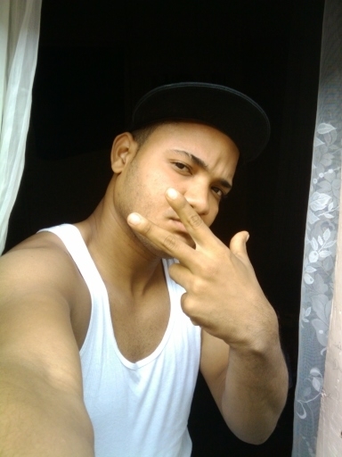 Date this happy Dominican Republic man Alex from Santo Domingo DO8676
