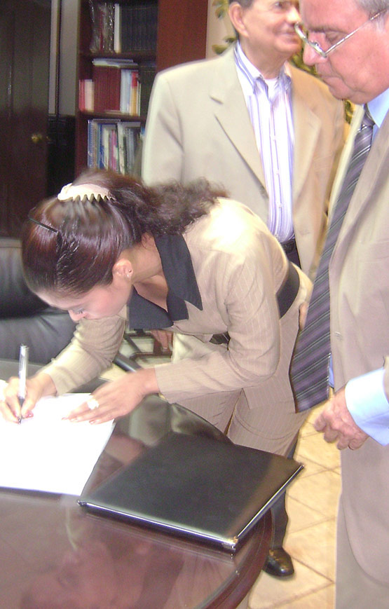 Date this cute Nicaragua girl Angelca from Managua NI30