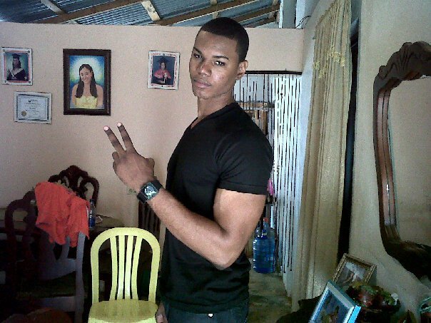 Date this beautiful Dominican Republic man Bratini01 from Santo Domingo DO9056