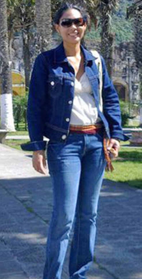 Date this stunning El Salvador girl Nathalia from San Salvador SV21