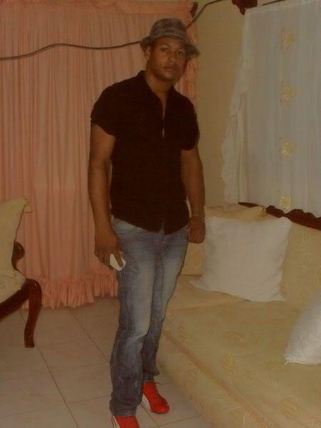 Date this hot Dominican Republic man Carlos manuel from Santo Domingo DO9476