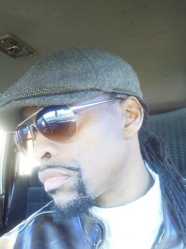 Date this hard body United States man Robert from Rockford(chicago) US11553