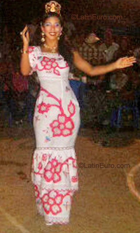 Date this attractive Panama girl Rosse from Panama City PA171