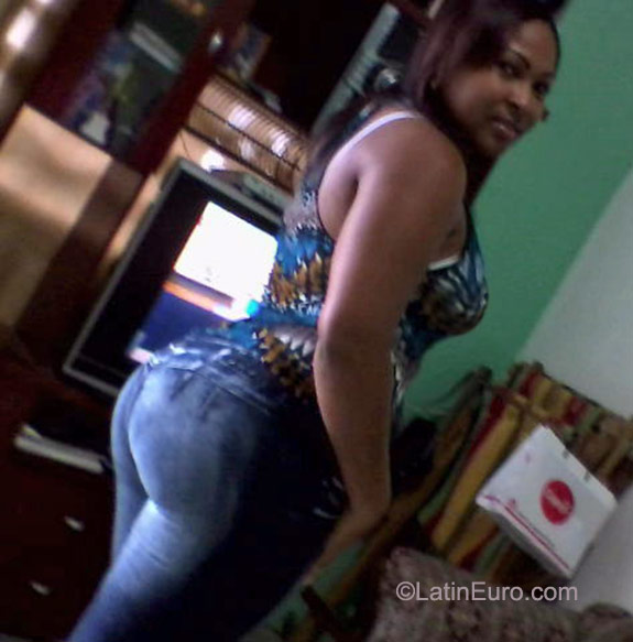 Date this exotic Panama girl Yina from Panama City PA172