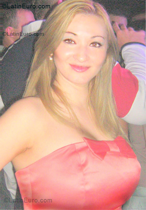 Date this sensual Brazil girl Sheila from Belo Horizonte BR8794