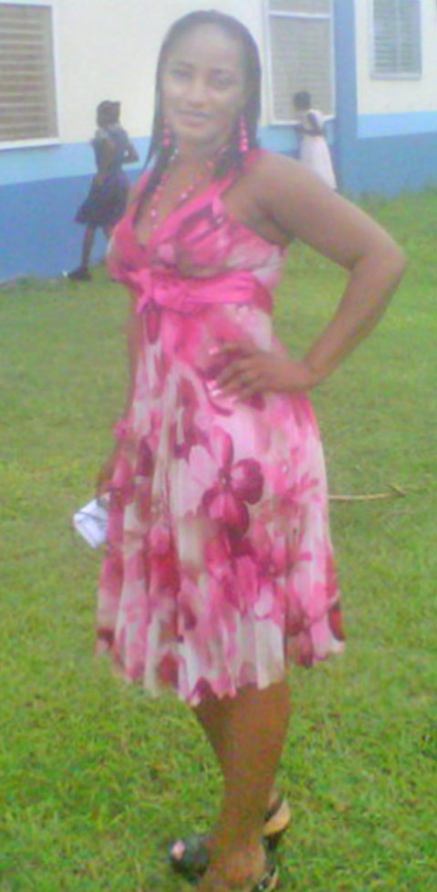 Date this hard body Jamaica girl Keish34 from westmoreland JM367