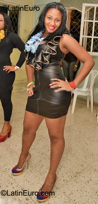 Date this beautiful Jamaica girl Nessa_1 from Kingston JM379