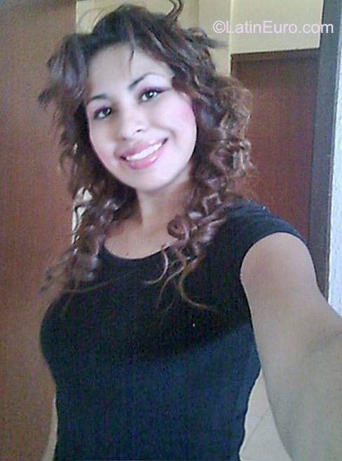 Date this lovely Mexico girl Joana from Los Mochis MX496
