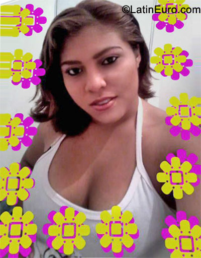 Date this delightful Mexico girl Wendy from Cancun MX530