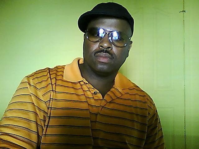 Date this athletic United States man Phat from Charlotte US11941