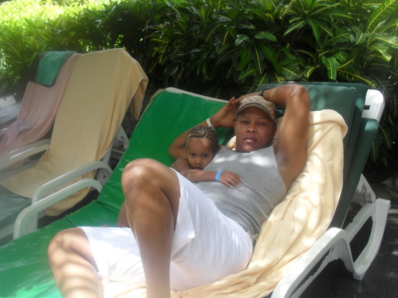 Date this nice looking Dominican Republic man Yoni from Boca Chica DO10036